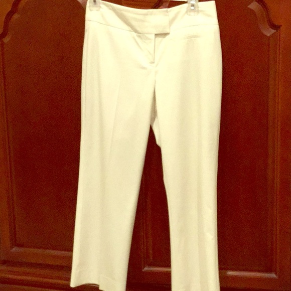 White Capri/ Crop pants - Picture 1 of 7